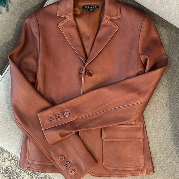 Theory leather Jacket - Picture 3 of 10
